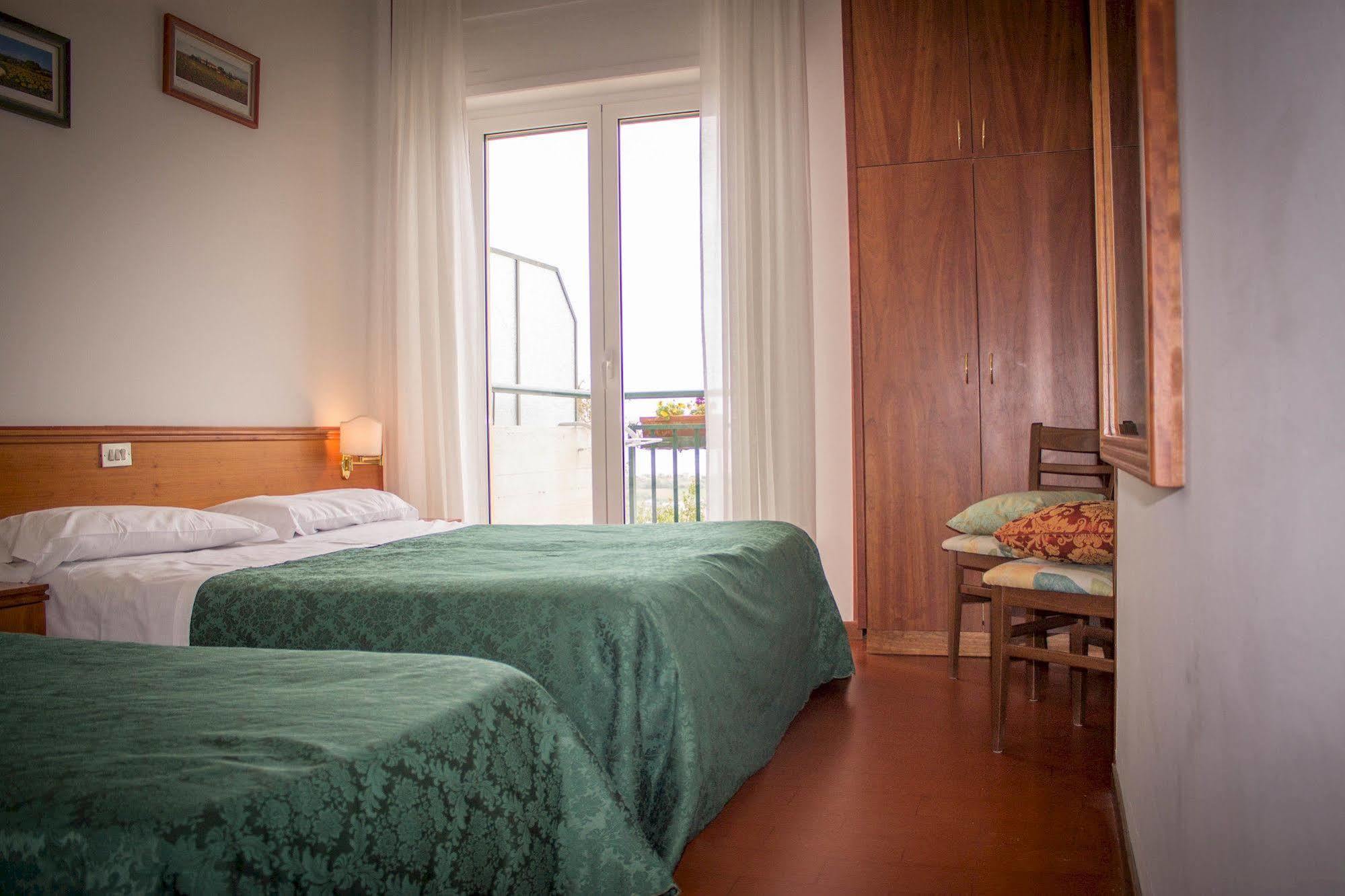 Hotel Ristorante Il Grillo Acquaviva Picena Εξωτερικό φωτογραφία